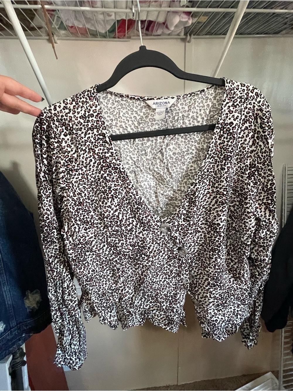 Arizona Jean Company White and Black Leopard Print V-Neck Button Top Crop Top
